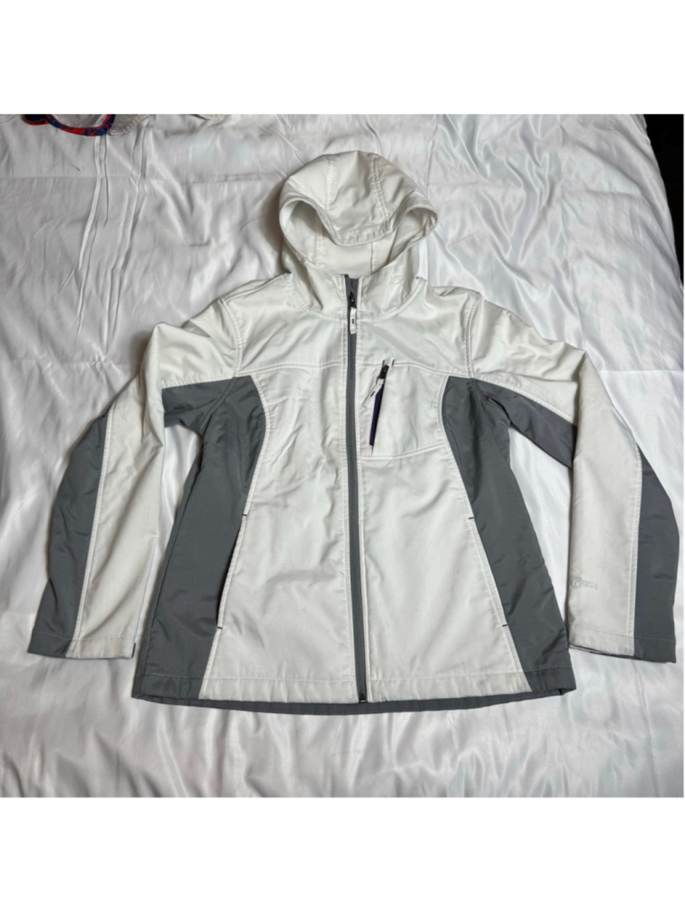 Women’s Free Tech Softshell Jacket Size M White Grey